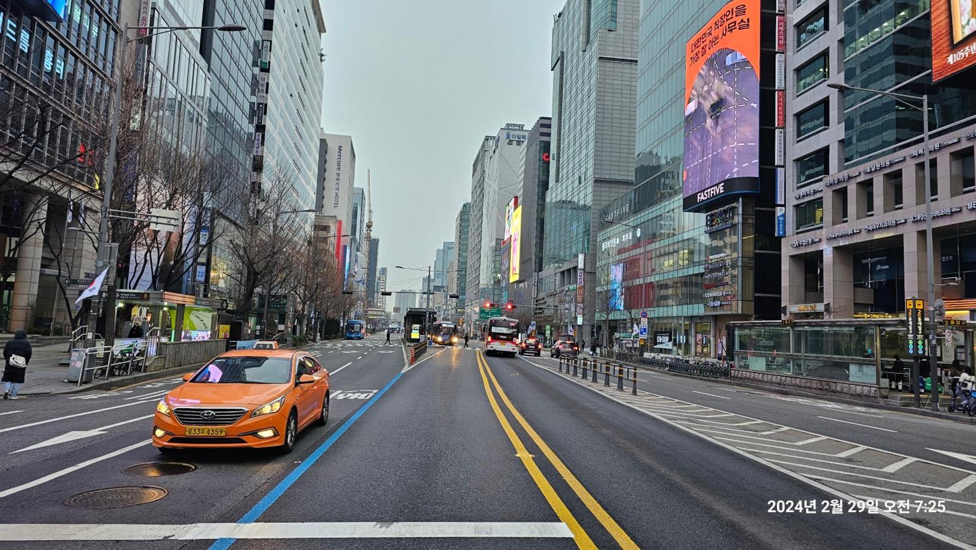 Hongdae Residence-2 1Min From Hongik Uni Station Exit #1 Seoul Ngoại thất bức ảnh